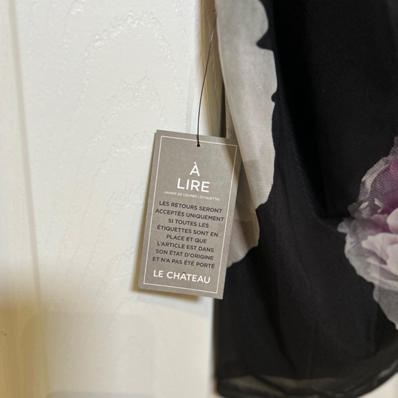 New Le Château Floral Midi Dress - Picture 5 of 5